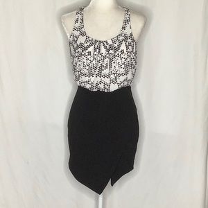 Silence + Noise Sleeveless Dress Size 0 Asymmetrical Hem